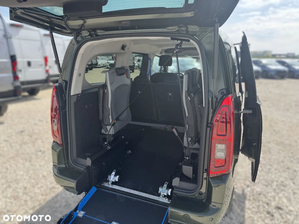 Toyota Proace City Verso Long 1.5 D-4D Family - 13