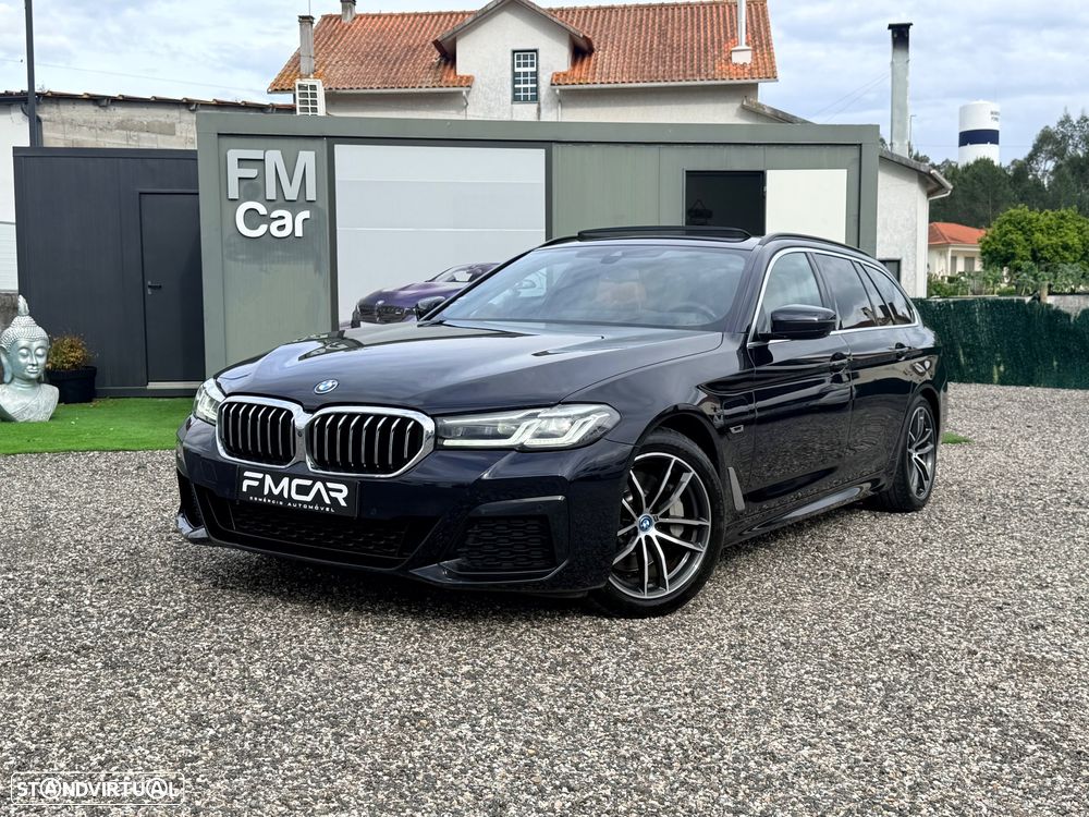 BMW 530 e Pack Desportivo M - 1