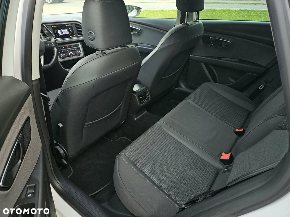 Seat Leon 2.0 TDI DPF Start&Stop XCELLENCE - 17