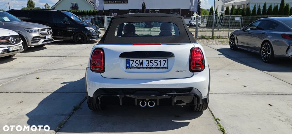 MINI John Cooper Works - 4