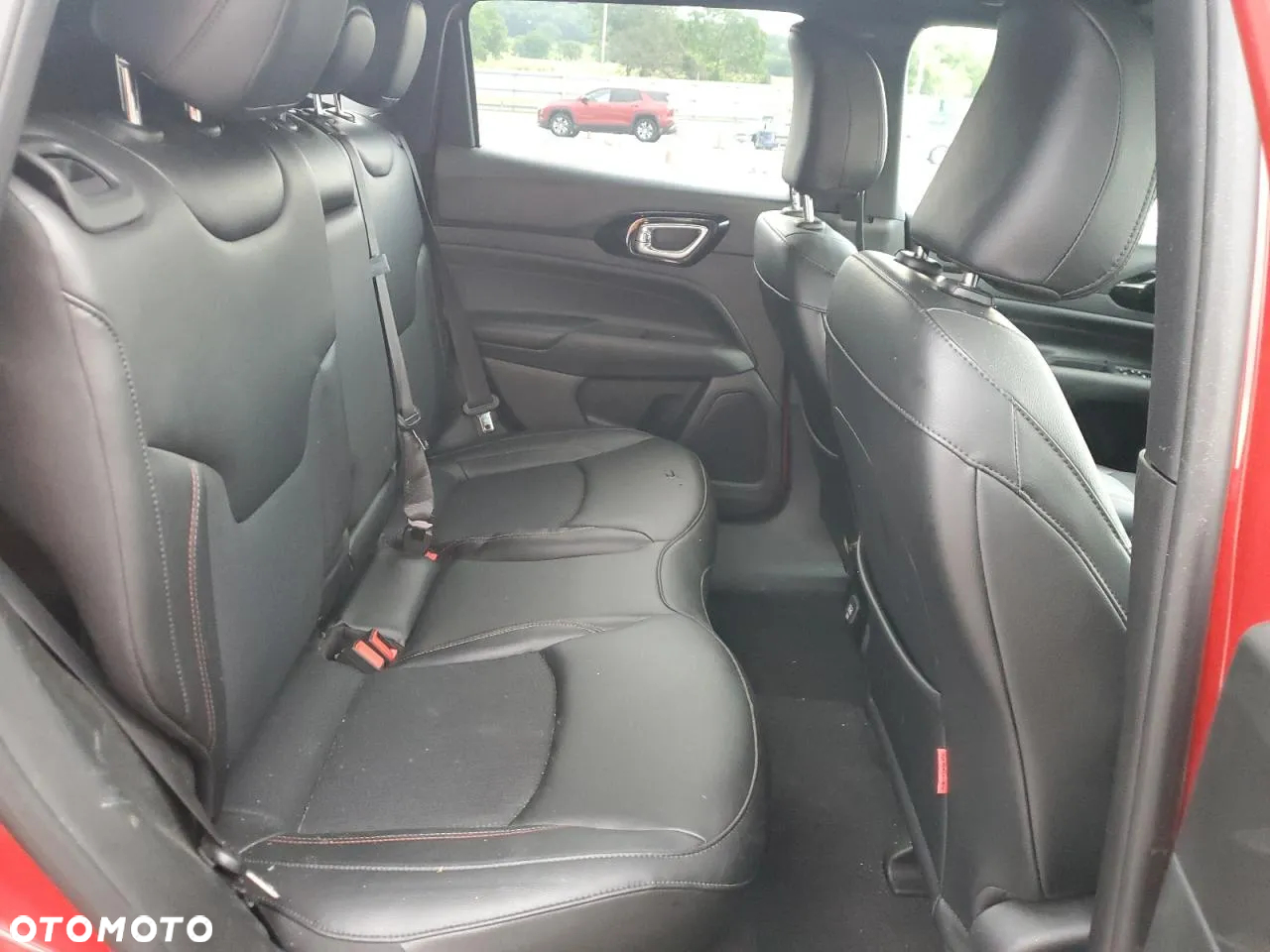 Jeep Compass - 8