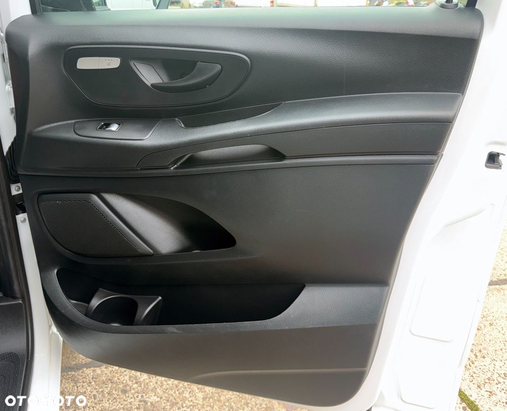 Mercedes-Benz Vito - 15