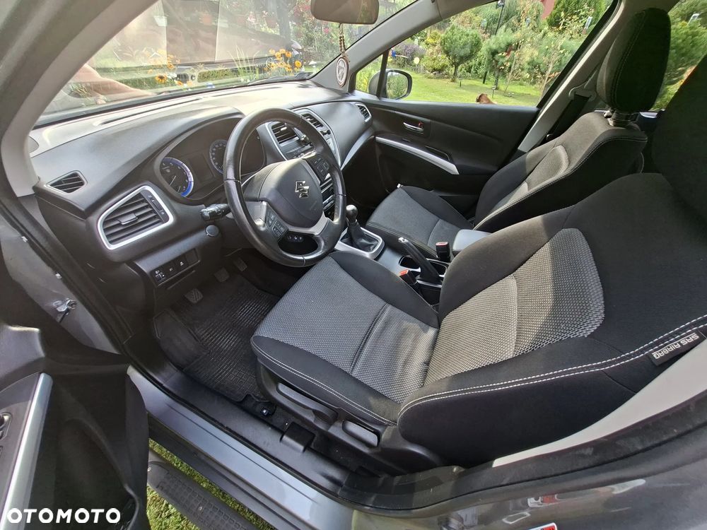 Suzuki SX4 1.6 Premium - 7