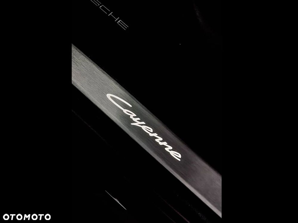 Porsche Cayenne Coupe - 6