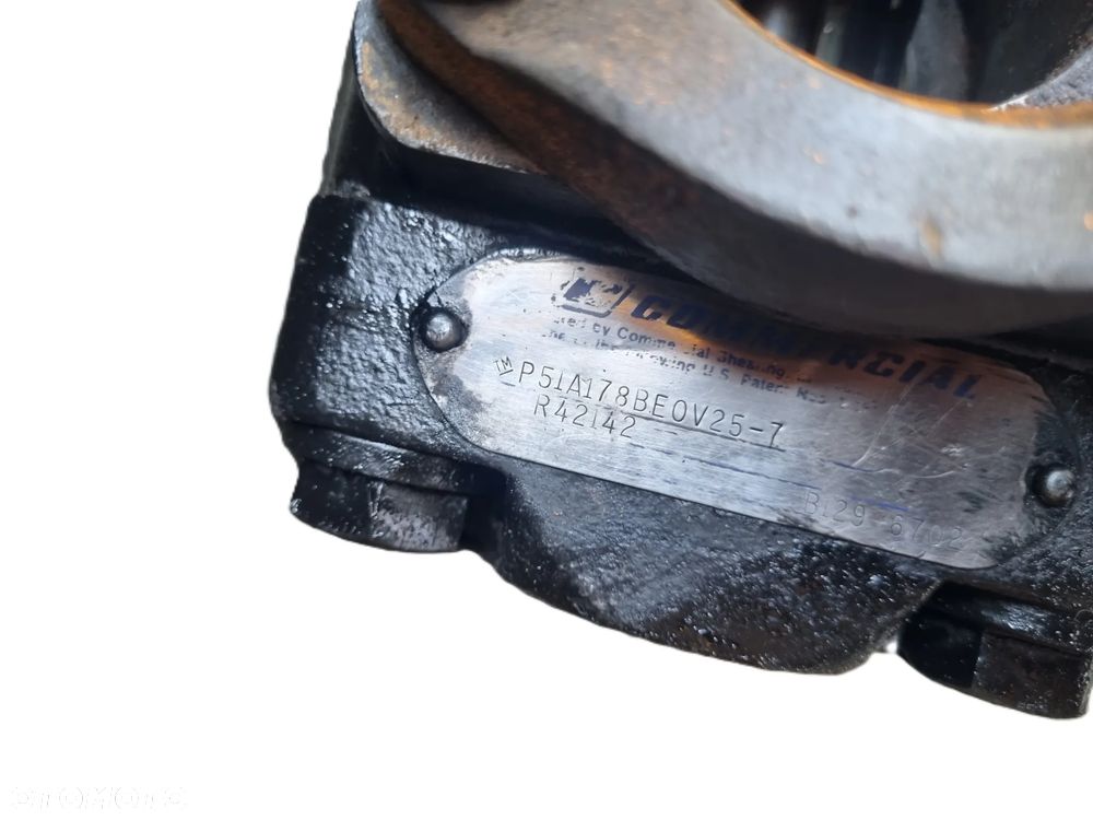 CASE KOPARKO ŁADOWARKA pompa hydrauliczna R42142 * - 7
