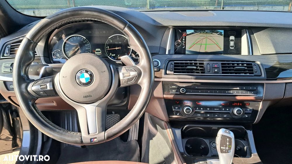 BMW Seria 5 520d Aut. Luxury Line - 7