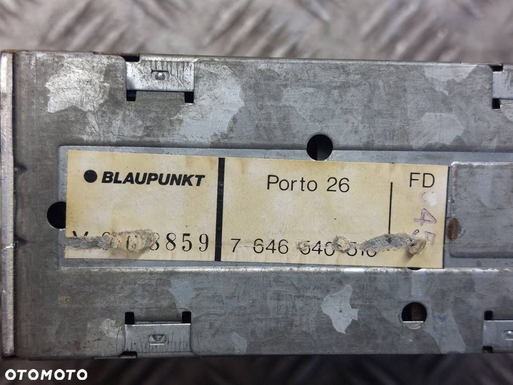RADIO ODTWARZACZ SAMOCHODOWY BLAUPUNKT PORTO 26 KASETY - 3