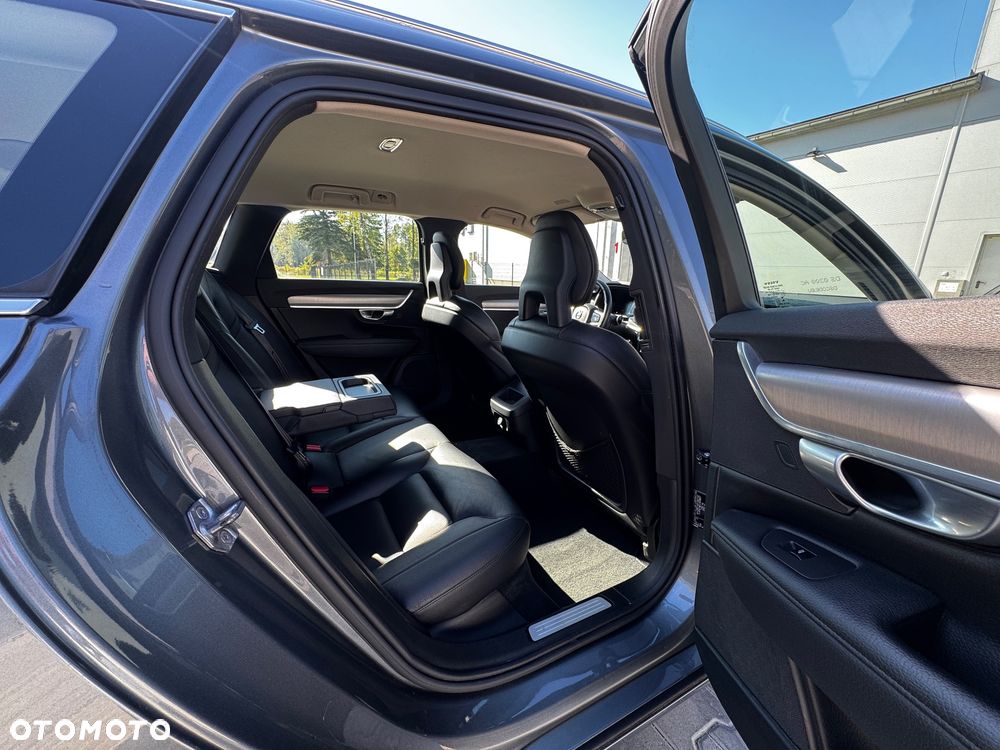 Volvo V90 D3 Momentum - 21