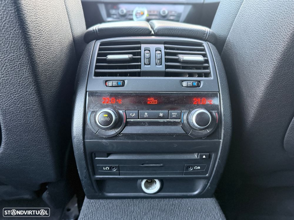 BMW M550d xDrive Touring Sport-Aut. - 28