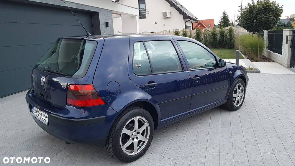 Volkswagen Golf 1.6 Comfortline - 13