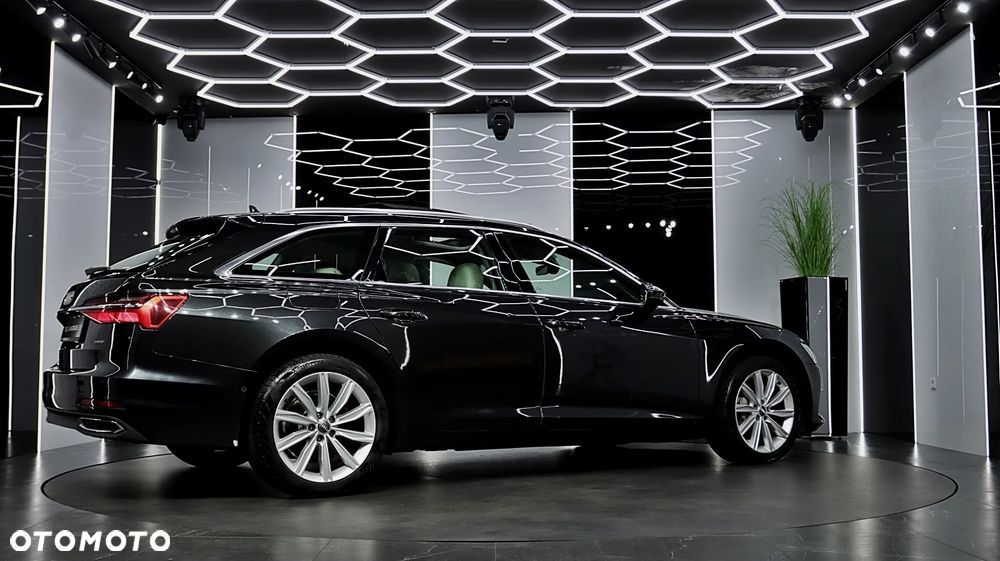 Audi A6 Avant 40 TDI quattro S tronic - 10