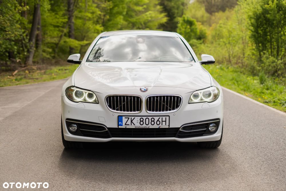 BMW Seria 5 520d xDrive Luxury Line - 9