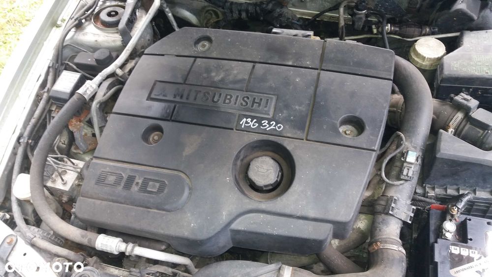 Mitsubishi Carisma - 5