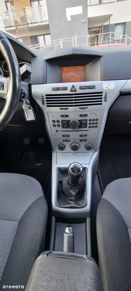 Opel Astra III 1.6 Enjoy - 12