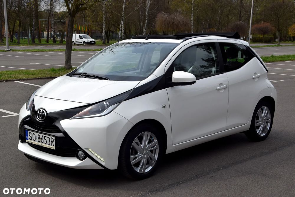 Toyota Aygo x-play - 9