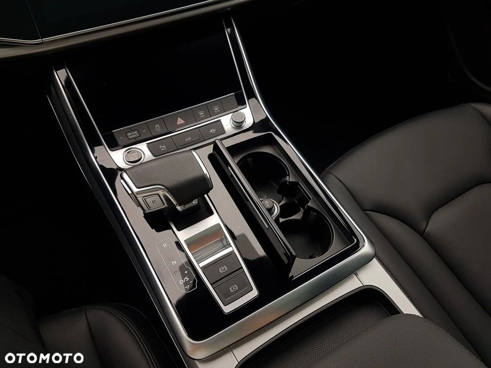 Audi Q7 - 10