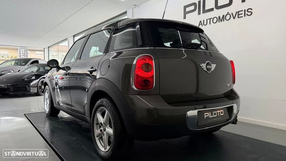 MINI Countryman One D - 7