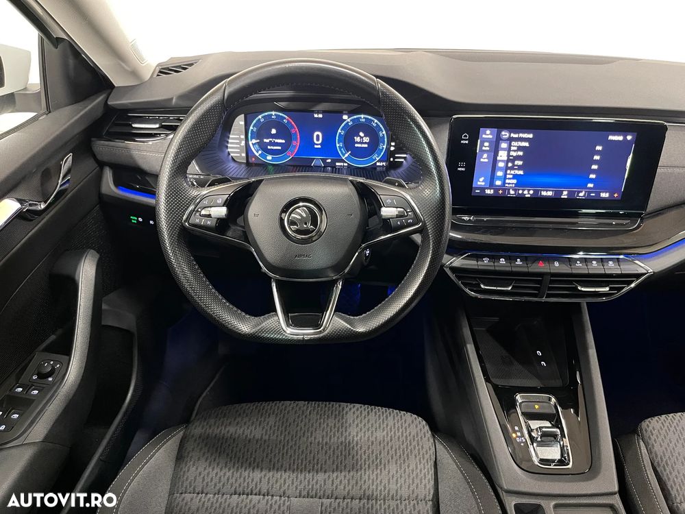 Skoda Octavia 2.0 TDI DSG Style - 7