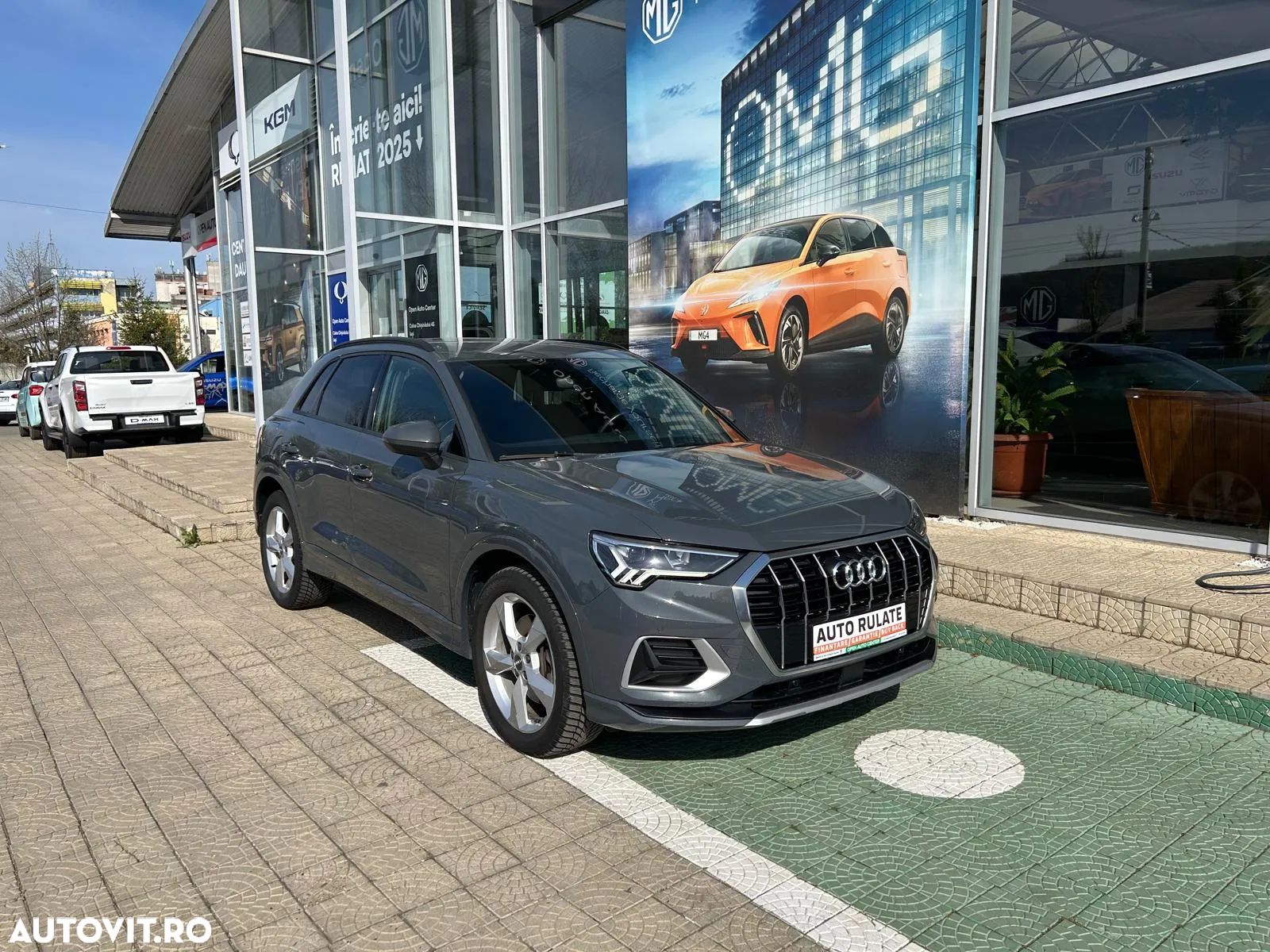 Audi Q3 2.0 40 TFSI S tronic quattro S Line - 1