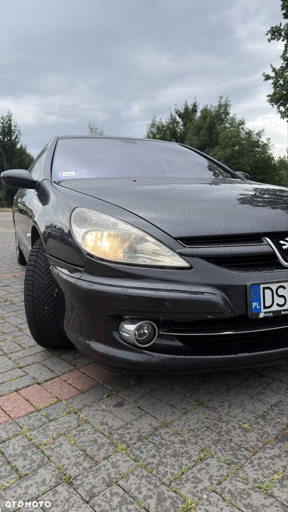 Peugeot 607
