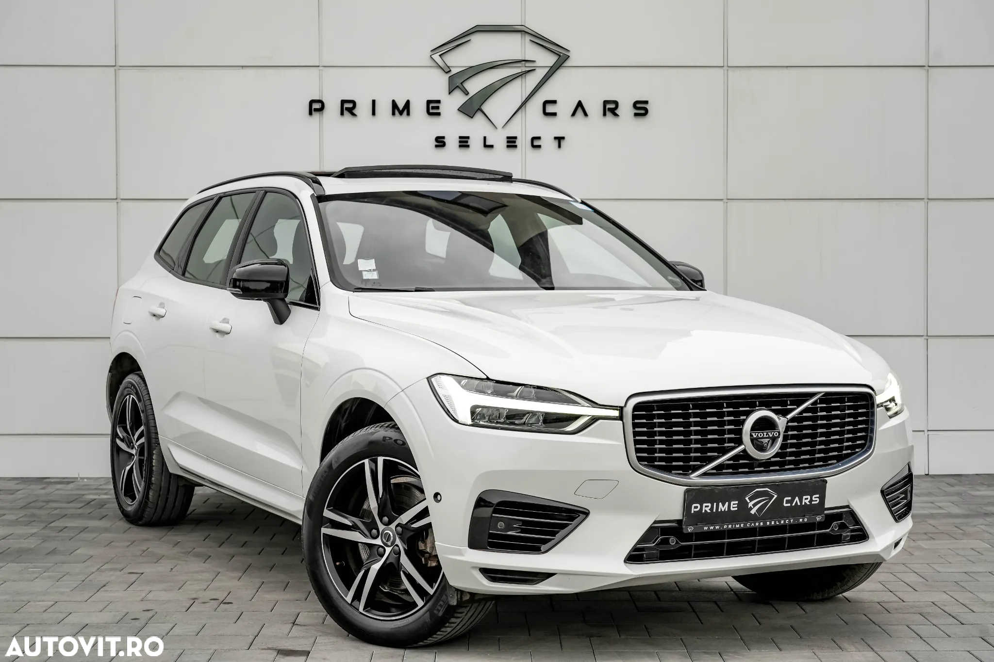 Volvo XC 60 T8 AWD Recharge Geartronic RDesign - 11