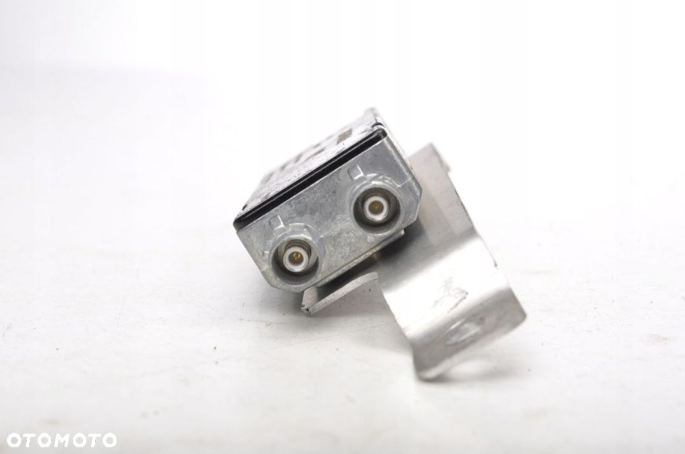 MCLAREN 650S WZMACNIACZ ANTENOWY 11M0454CP - 3