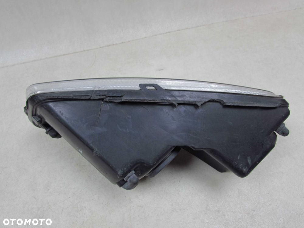 VW POLO V 6R 09-17 LAMPA HALOGEN PRAWY 174159-04 - 2
