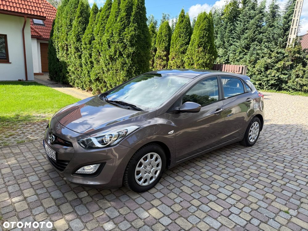 Hyundai i30 1.4 Trend - 8