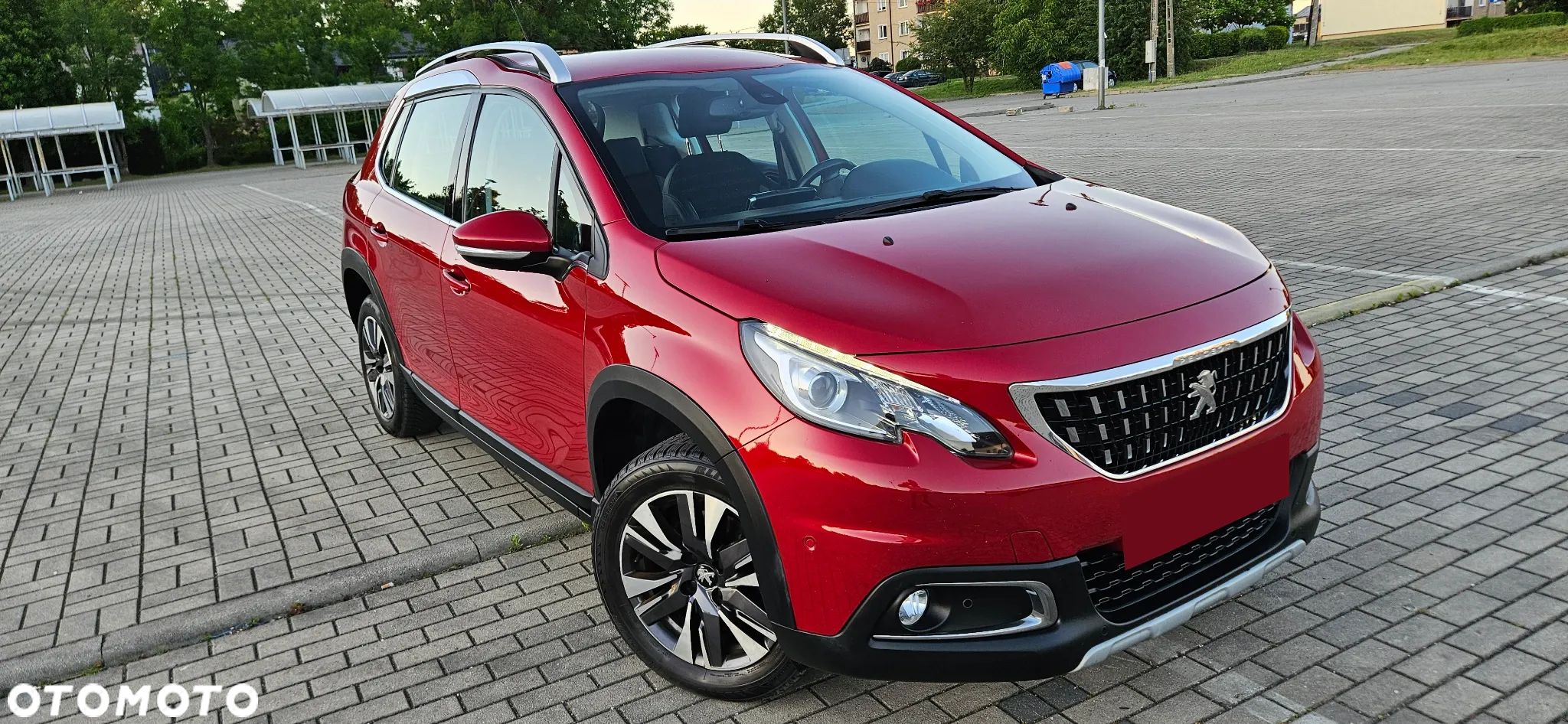 Peugeot 2008 PureTech 110 Stop&Start Allure - 1