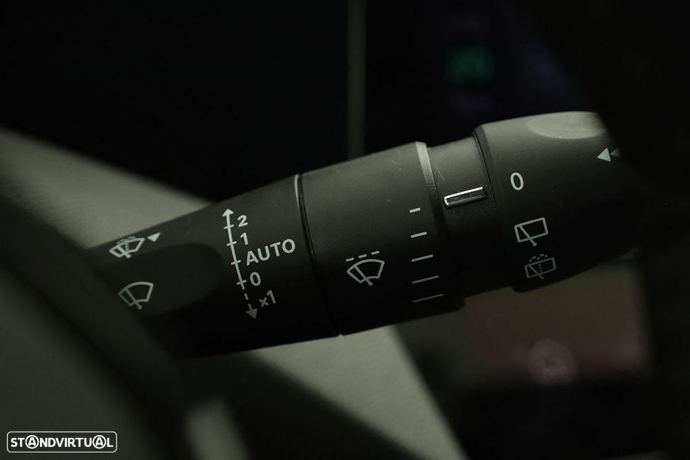 Peugeot 308 1.2 PureTech Allure EAT8 - 17