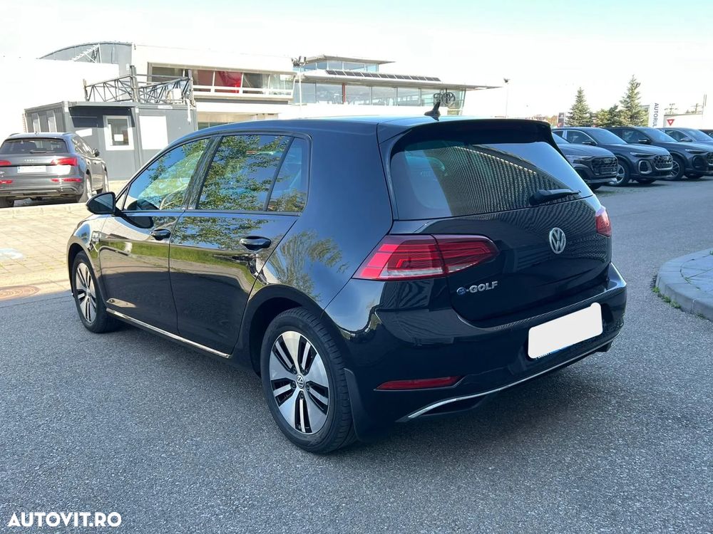 Volkswagen e-Golf - 7