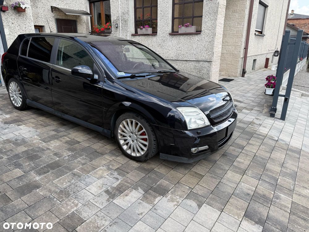 Opel Signum 2.0 T - 1