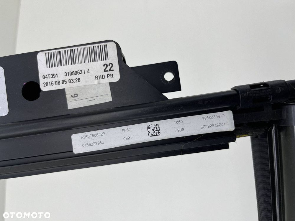 MERCEDES W205 MECHANIZM SZYBERDACHU PRAWY A2057800229 - 4