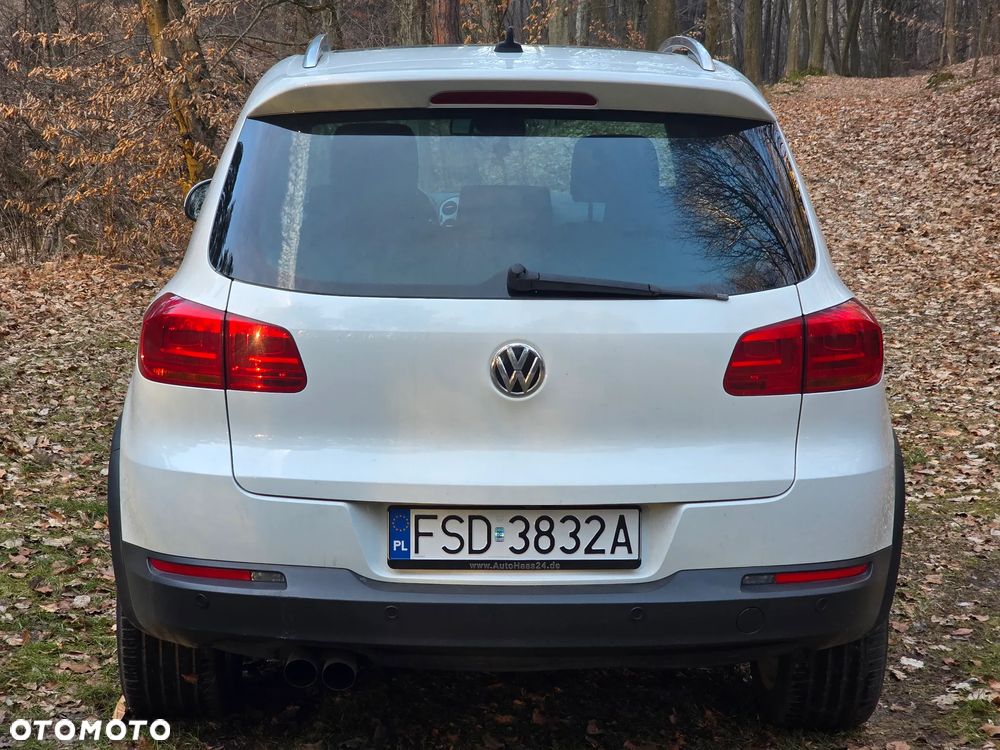 Volkswagen Tiguan 2.0 TDI DPF BlueMotion Technology Lounge Sport & Style - 3