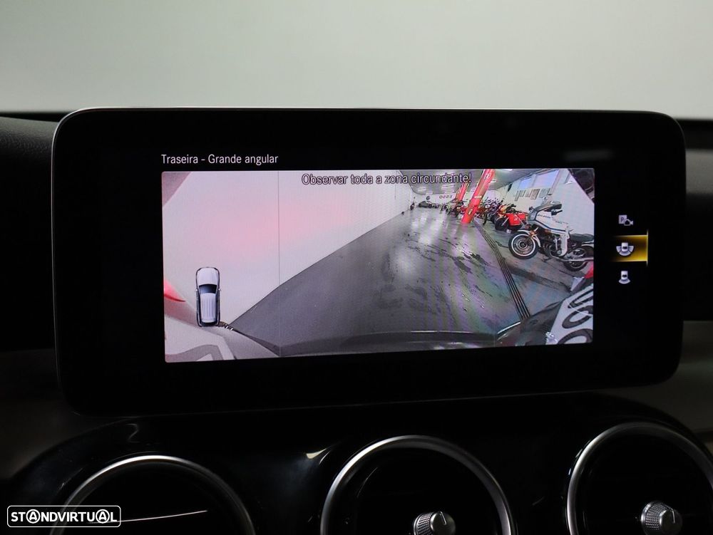 Mercedes-Benz GLC 300 de 4Matic - 12