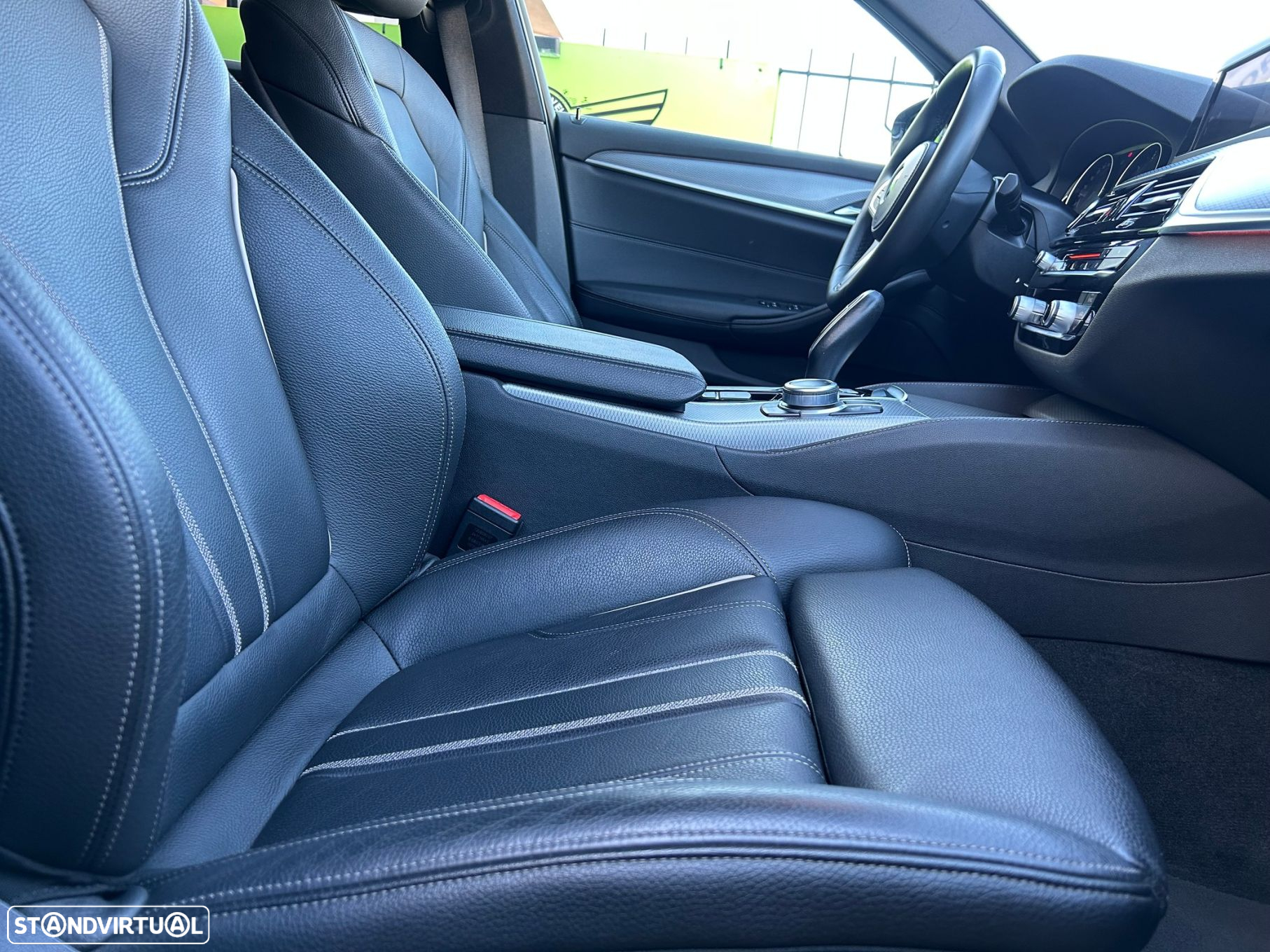 BMW 530 d Pack M Auto - 33