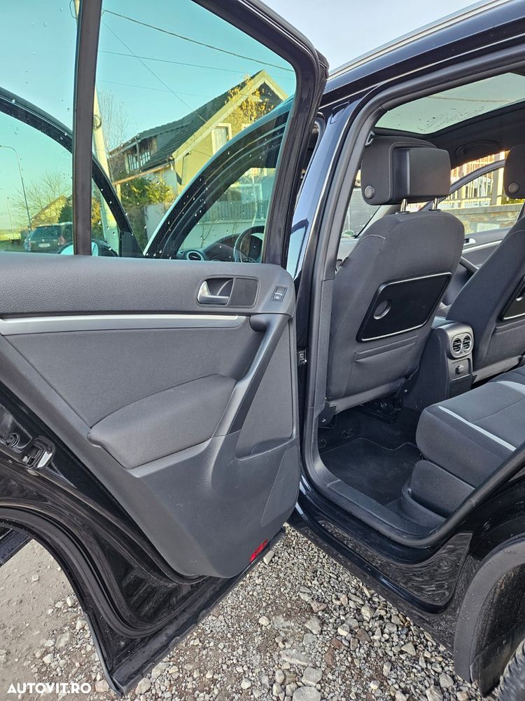 Volkswagen Tiguan 2.0 TDI 4Motion DSG BMT Sport & Style - 15