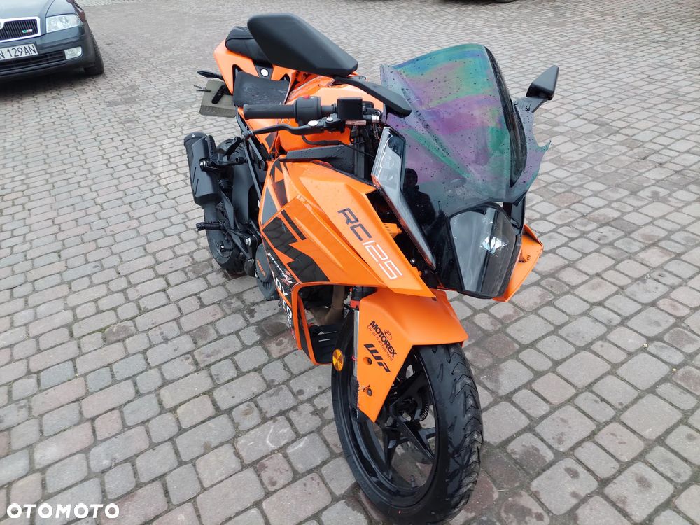 KTM RC 125 - 8