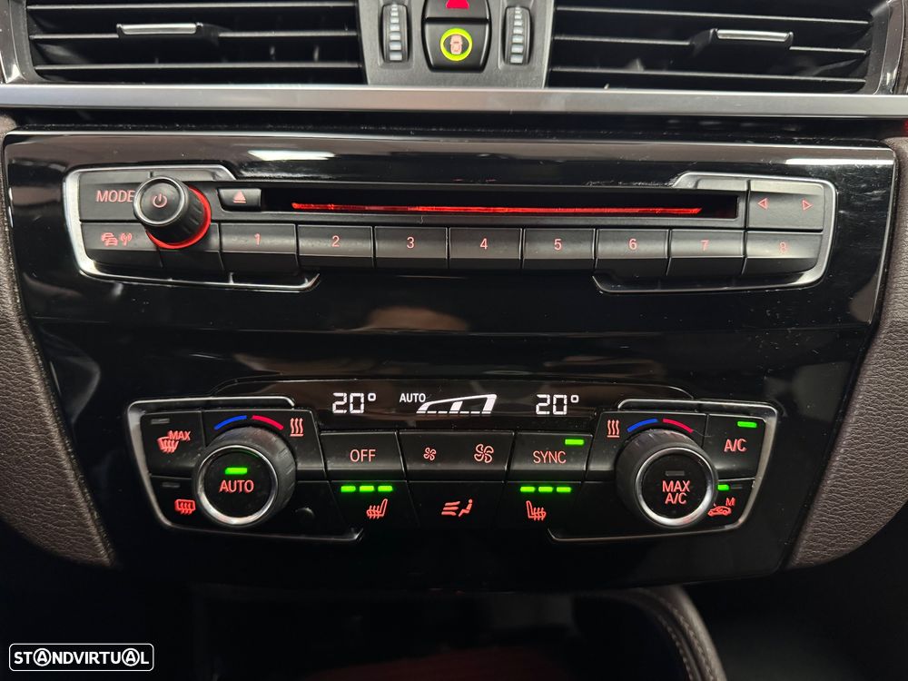 BMW X1 sDrive18d Aut. Sport Line - 35