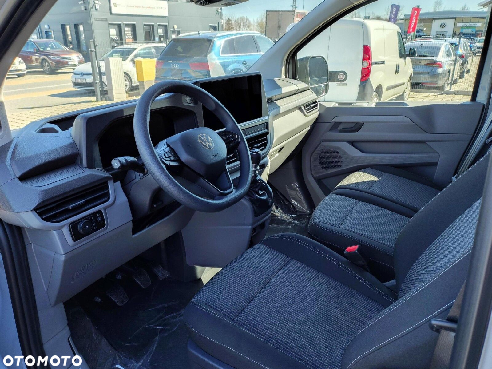 Volkswagen Transporter Furgon, 2,0TDI 150KM, 6-bieg.manualna, r.o :3500 mm - 9