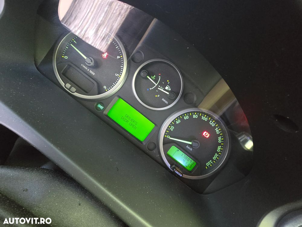 Land Rover Freelander - 12