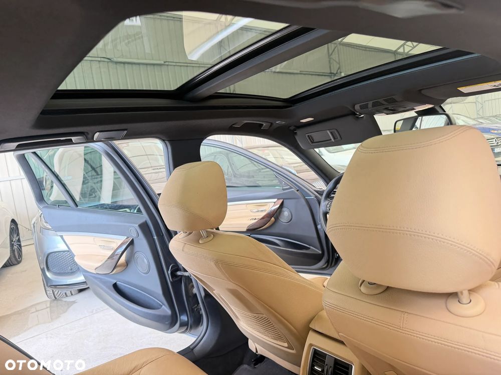 BMW Seria 3 330i Edition Luxury Line Purity - 10
