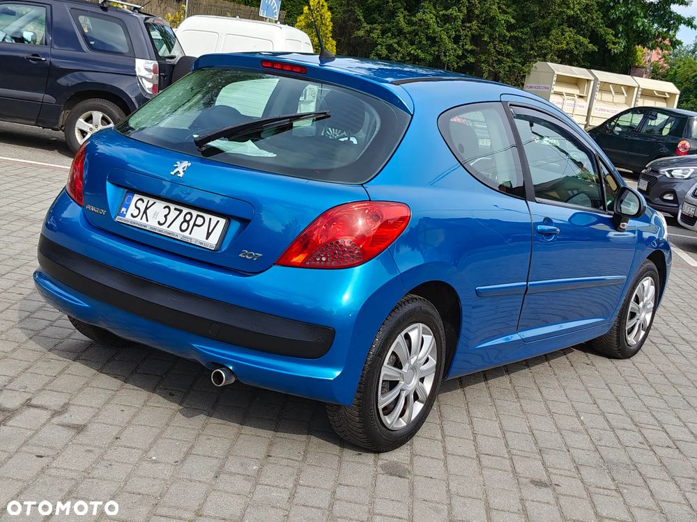 Peugeot 207 - 15
