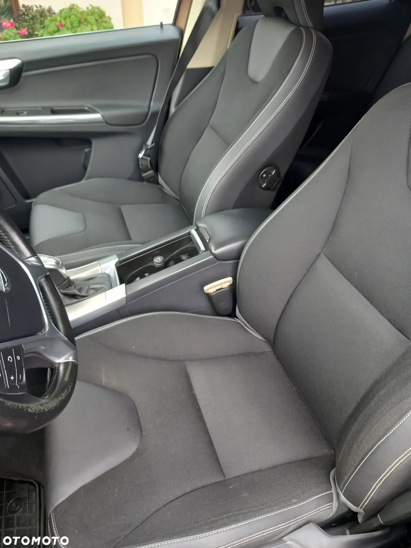 Volvo XC 60 D4 Geartronic Summum - 8