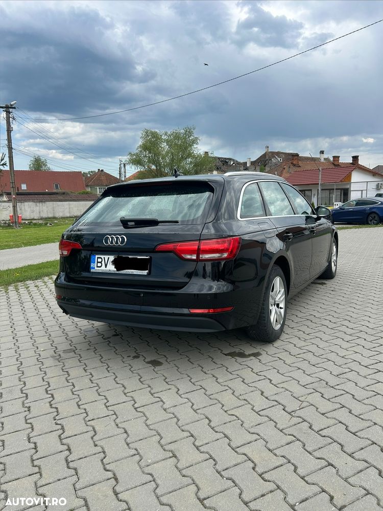 Audi A4 2.0 TDI DPF Ambiente - 2