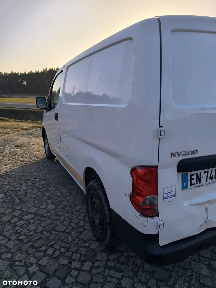 Nissan NV200 - 14