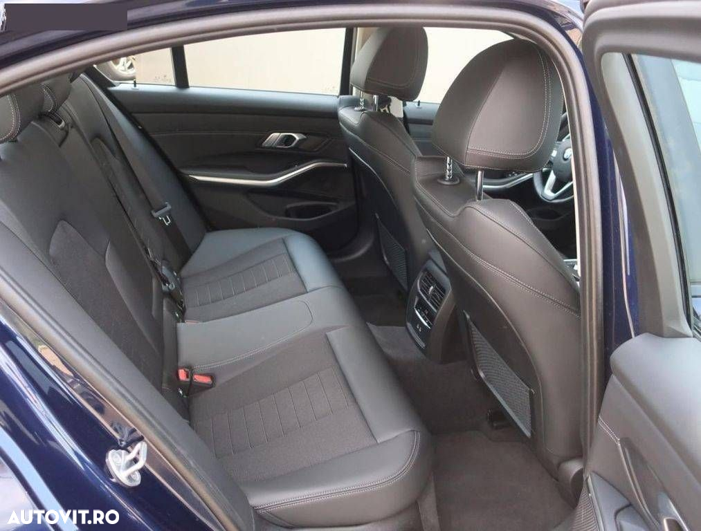 BMW Seria 3 - 12