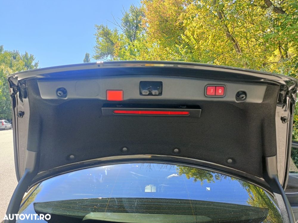 Mercedes-Benz E 220 d 9G-TRONIC AMG Line - 25