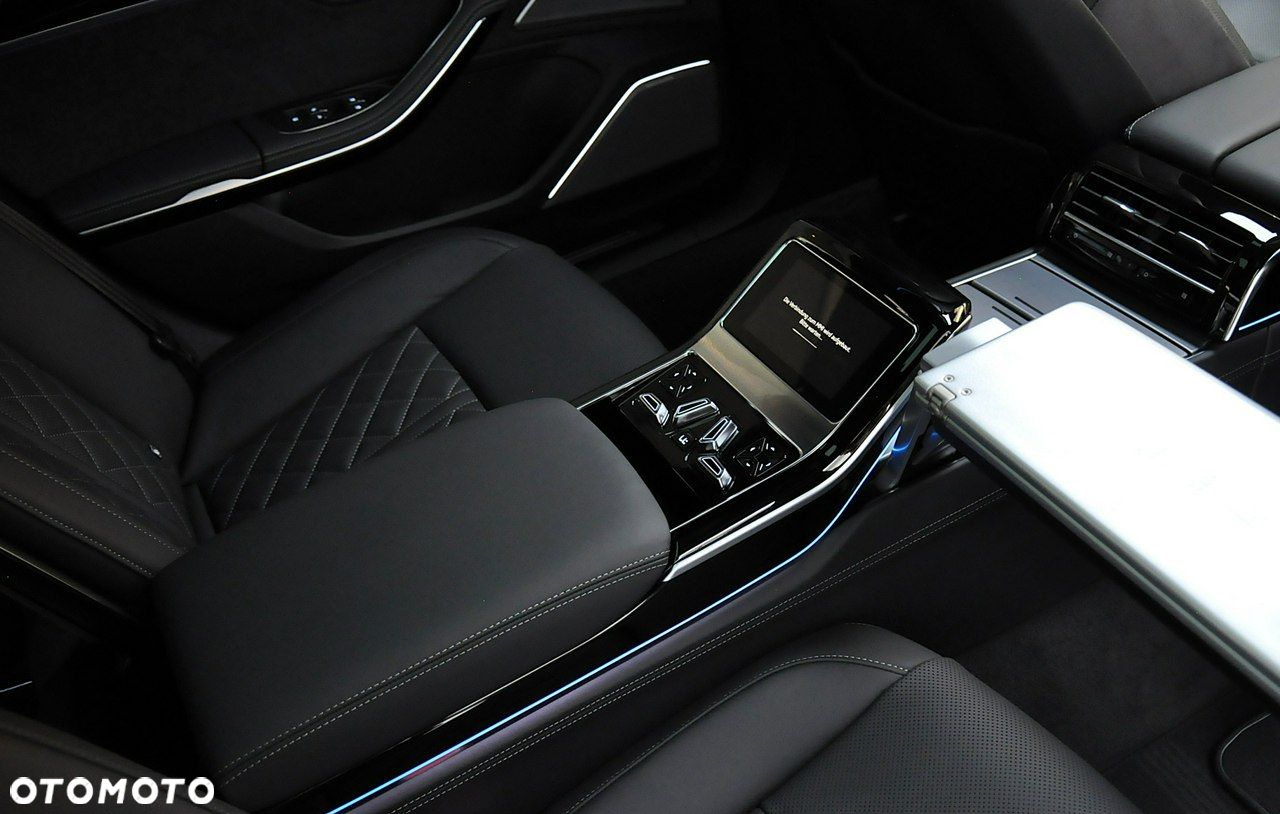 Audi A8 - 29