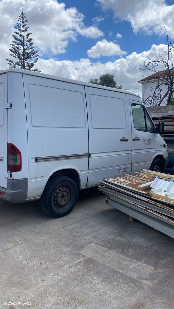 Mercedes-Benz Sprinter - 5